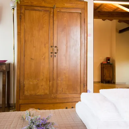 Le Del Nonno Momi Guest house *